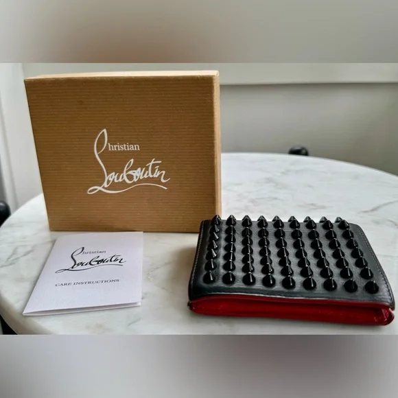 Christian Louboutin Paros Wallet - Picture 3 of 7
